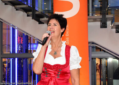 Sängerin Petra Böck: Schlager, Volksmusik, volkstümliche Musik